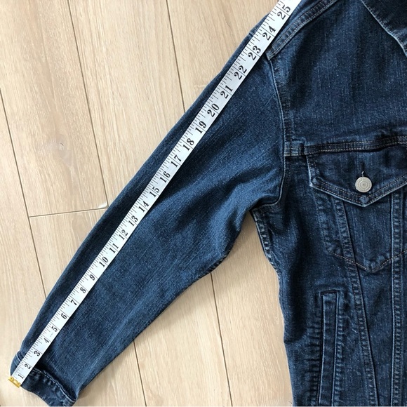 Uniqlo Classic Blue Jean Jacket Size S - Picture 6 of 12